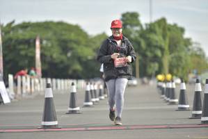 BIB: 0101
                            <button type="button" onclick="openModal(4942056)" class="btn btn-primary btn-sm float-right btn-popup" data-toggle="modal" data-target=".modal-high-quality">
                        <i class="fas fa-shopping-cart"></i> Add to Cart
                    </button>
                                            <button type="button" onclick="isThisMe(4942056, true)" class="btn btn-success btn-sm float-right btn-popup btn-isme hidden" data-toggle="tooltip" data-placement="bottom" title="นี่คือรูปของคุณใช่ไหม คลิกที่นี่เพื่อเอาเข้าอัลบั้ม">
                        <i class="fas fa-plus"></i> Add to album
                    </button>
                    <button type="button" onclick="isThisMe(4942056, false)" class="btn btn-warning btn-sm float-right btn-popup btn-isnotme hidden">
                        <i class="fas fa-ban"></i> Remove from album
                    </button>